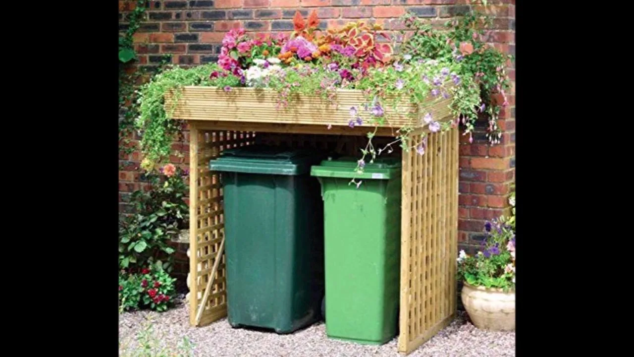 Dissimuler votre composteur avec style : Nos astuces pour un jardin toujours élégant !